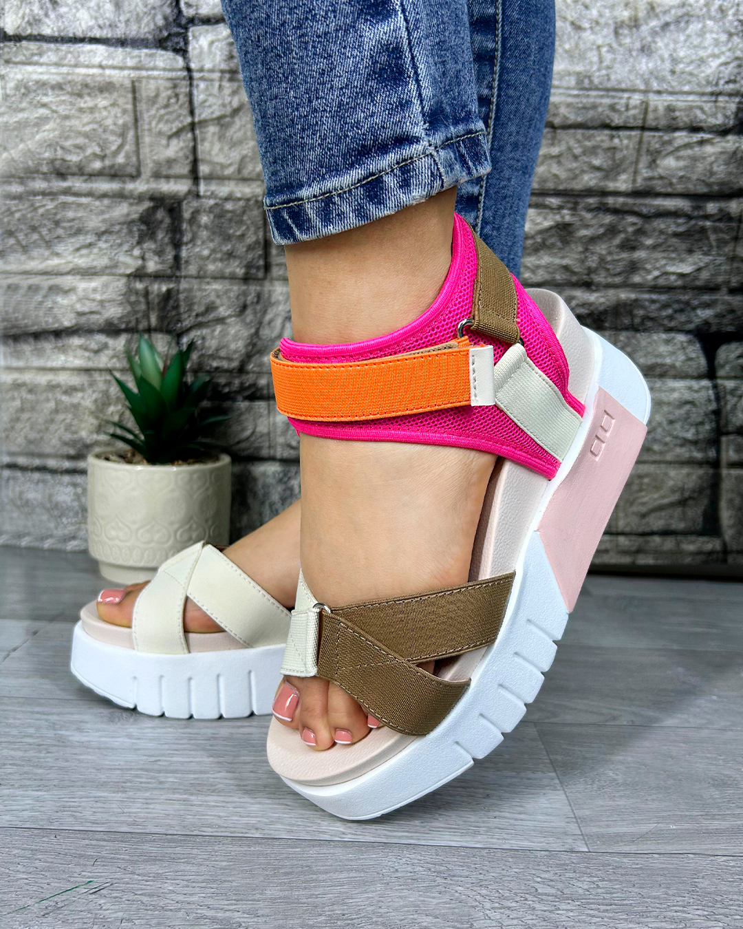 CRUZADO HUESO FUCSIA NARANJA..