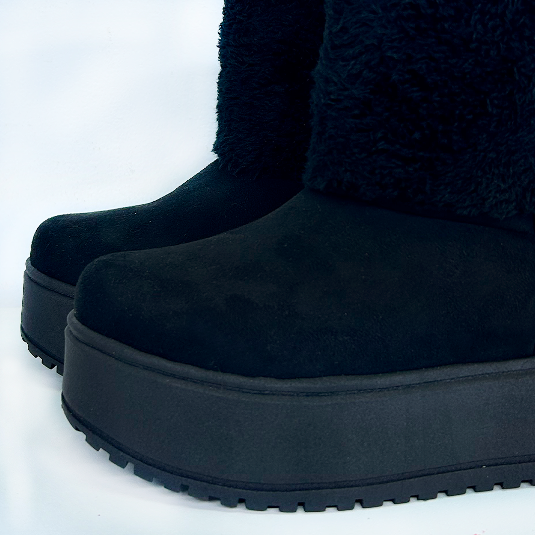 AMBAR NEGRO SUEDE CORTO-