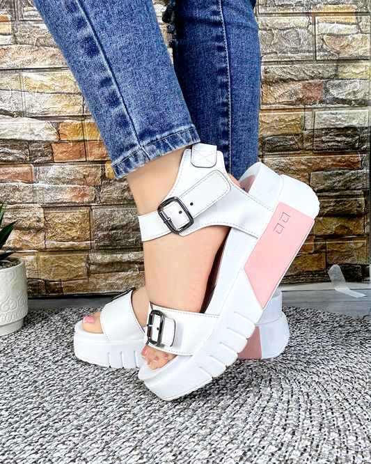 BRUNELA BLANCO-