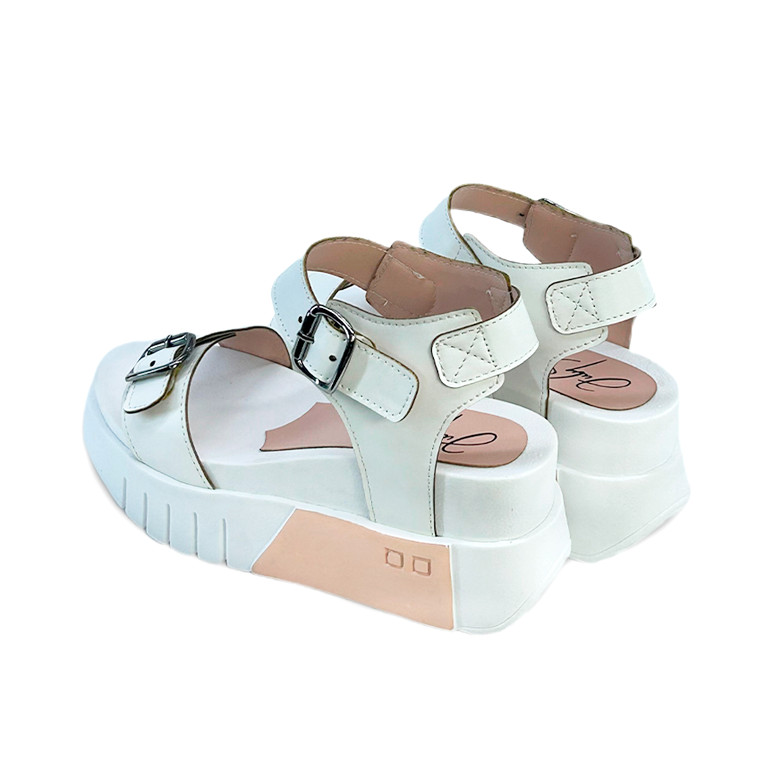 BRUNELA BLANCO-