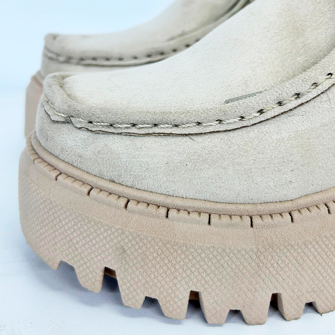 GAROTA  BEIGE SUEDE-