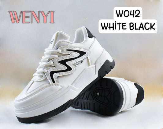 W042   WHITE-BLACK